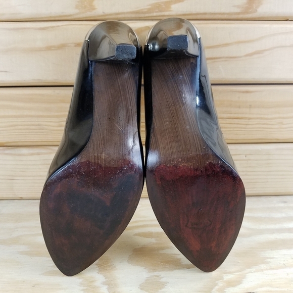 Stuart Weitzman 6.5 US Slip on Leather Stiletto High Heels Pumps - Picture 10 of 11